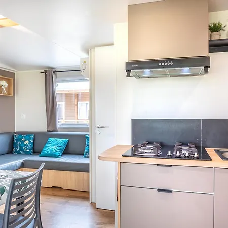 La Petite Maison D'emmy Holiday home